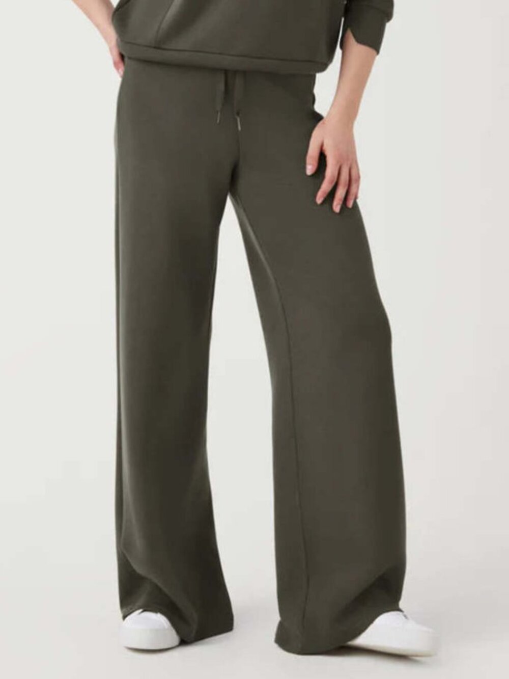 TALL - SPANX AirEssentials Wide Leg Pant 50239T in Dark Palm (Green) MT